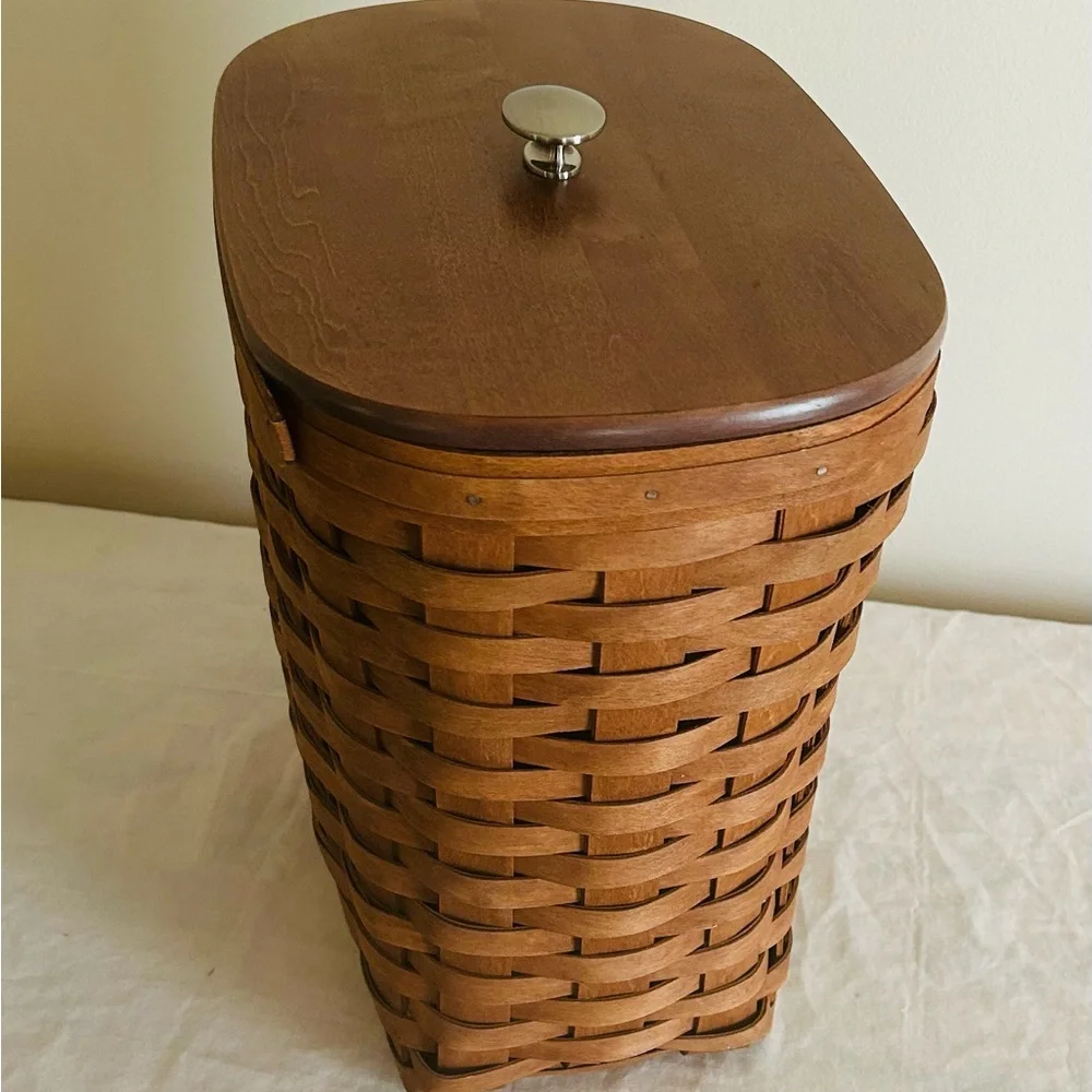 Longaberger 2008 Decorative Handmade Basket w/ Longaberger Custom Made. - Picture 5 of 11